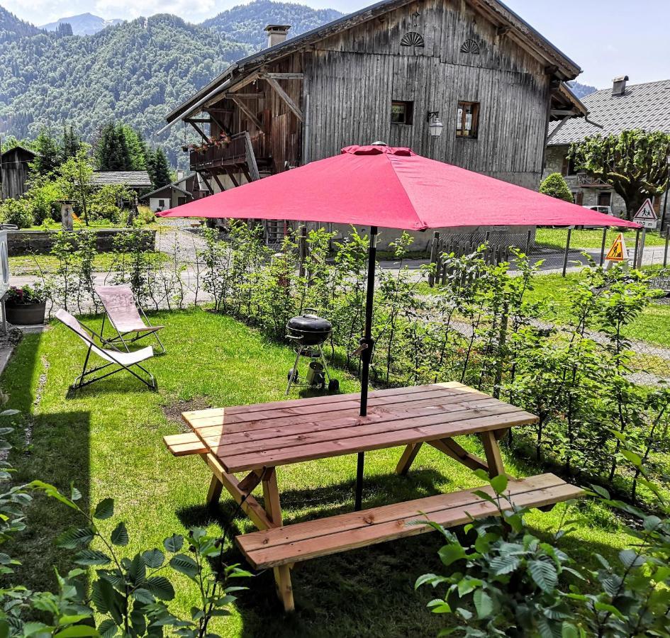 Chez Leon, Jacuzzi Et Sauna Des Le 1Er Septembre 2025 Samoëns Εξωτερικό φωτογραφία
